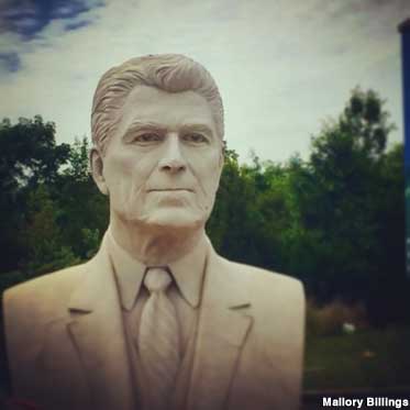 Ronald Reagan sculpture.