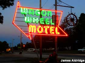 Wagon Wheel Motel.
