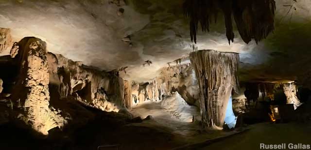 Fantastic Caverns.
