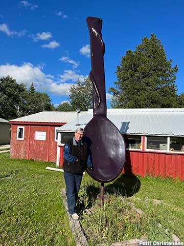 World's Largest Purple Spoon.
