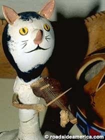 Gourd Cat with Violin  