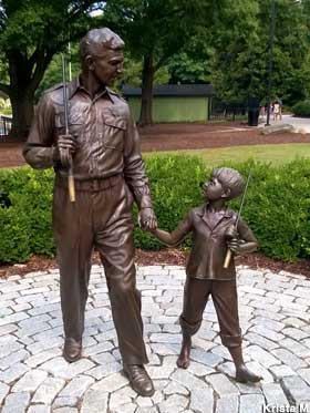 Andy and Opie statues.