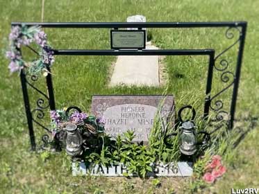 Grave of Hazel Miner.