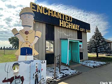Enchanted Highway Gift Shop.