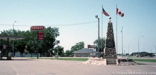 Roadside America's view of the Center in 1985.