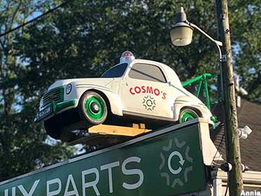 Cosmo's rooftop tow truck.