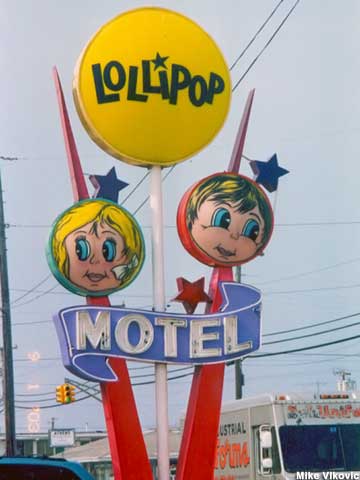 Lollipop Motel sign, 2003.
