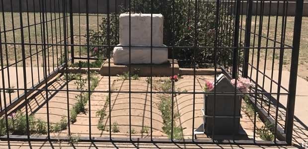 Billy the Kid graves.