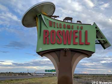 Roswell Welcome Sign: Saucer and Cows, Roswell, New Mexico