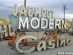Jackpot Modern Casino.