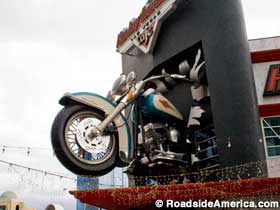 Harley-Davidson Cafe.