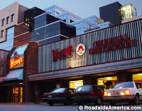 Night falls on Wendy's Original Restaurant.