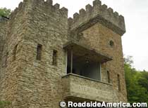 Chateau Laroche, Loveland Castle