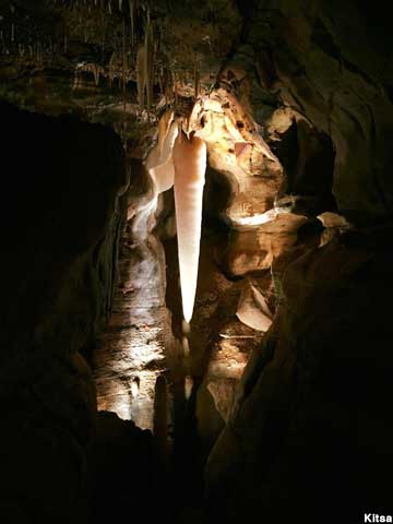 Crystal King stalactite formation.