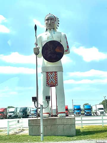 Giant Indian Chief - Standing Brave.