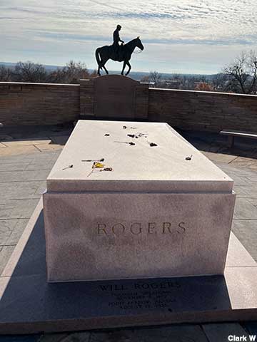 Grave of Will Rogers.