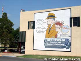 Dick Tracy mural in Pawnee.