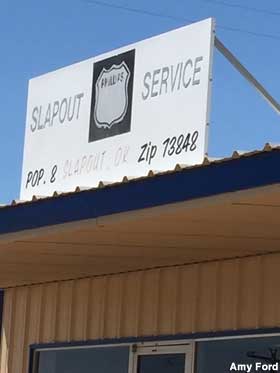 Slapout Service sign.