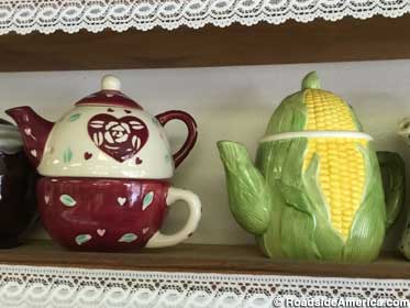 Corn teapot.