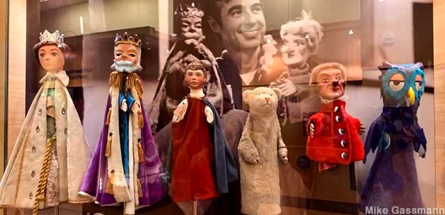Puppets of Mr. Rogers.