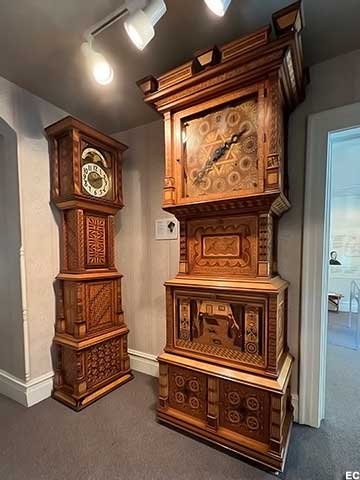 Clock Made of 50,000 Pieces of Wood.