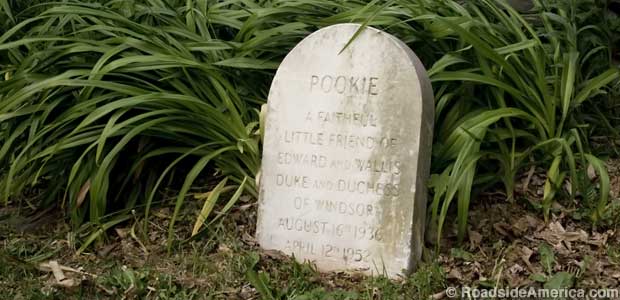 Grave of Pookie.