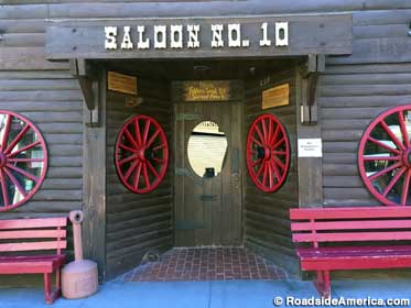 Entrance to Saloon No. 10.