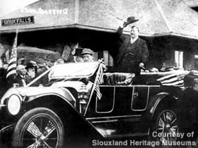 Teddy Roosevelt in 1910 parade.
