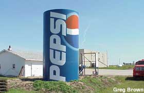 Giant Pepsi Can.