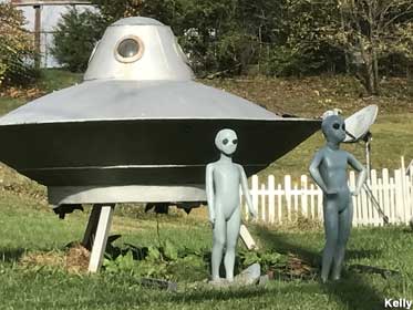 UFO and aliens.