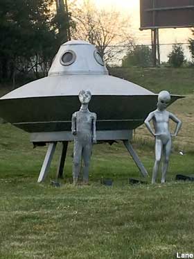 Aliens and UFO.