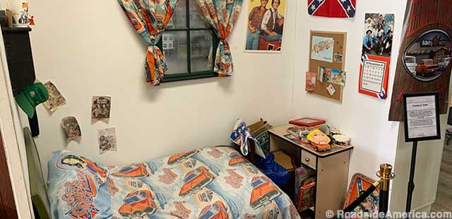 Bedroom of a young Hazzard fan circa 1981.