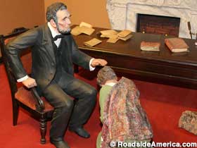 Tiny Lincoln pardons the son of a weeping Civil War mom.