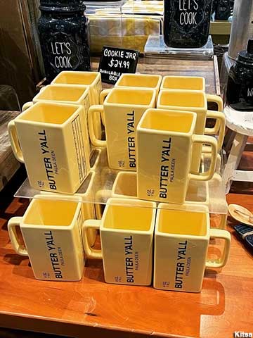 Square butter mugs.