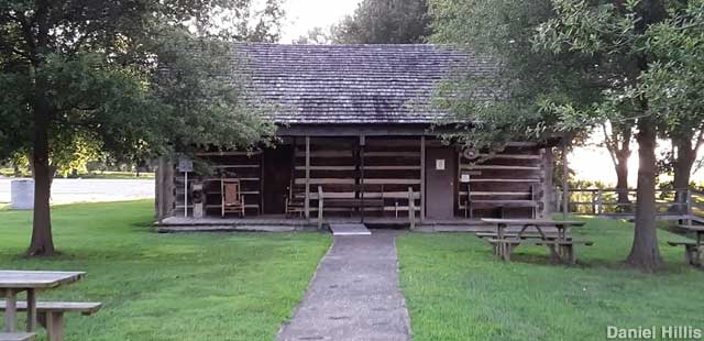 Davy Crockett Cabin Museum.