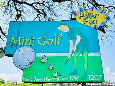 Sign at Peter Pan Mini Golf.
