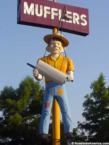 Ken's Mufflers Muffler Man Halfwit, Dallas, Texas.