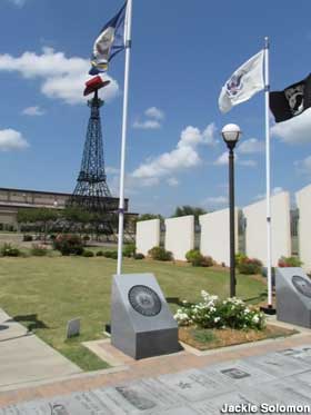 Eiffel tower and veterans memorial.