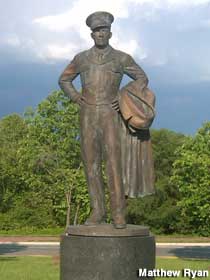 Eisenhower statue, Alexandria, Virginia.