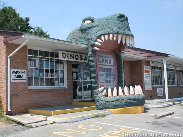 Dinosaur Land entrance, 2008.