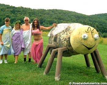 World's Largest Happy Bee, 1991.