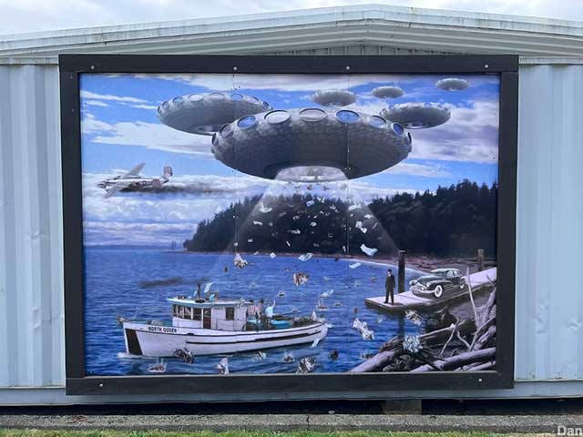 UFO Mural.