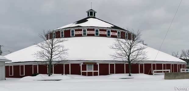 World's Largest Round Barn.