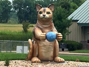 Small cat statue.