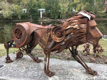 Lion sculpture made from scrap metal.
