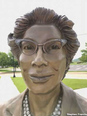 Katherine Johnson statue.